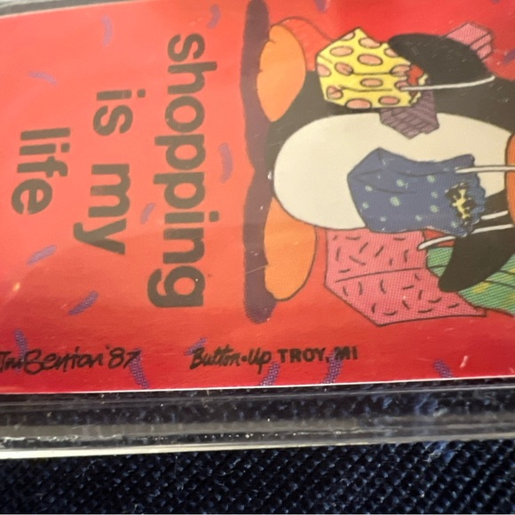 Vintage Jim Benton ‘87 Shopping Is My Life Keychain - Picture 7 of 10